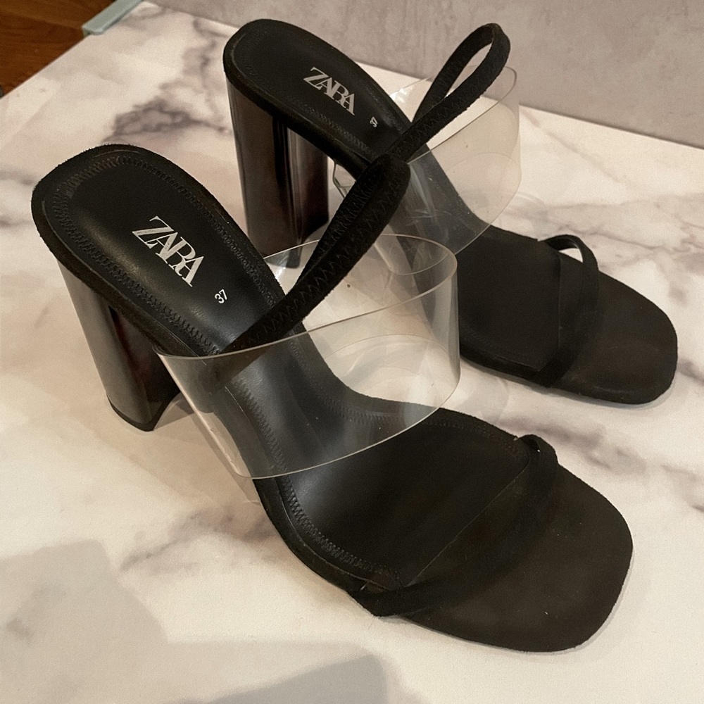 BLACK TRENDY BLOCK HEEL